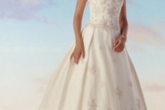 فستان زفاف رقم 240